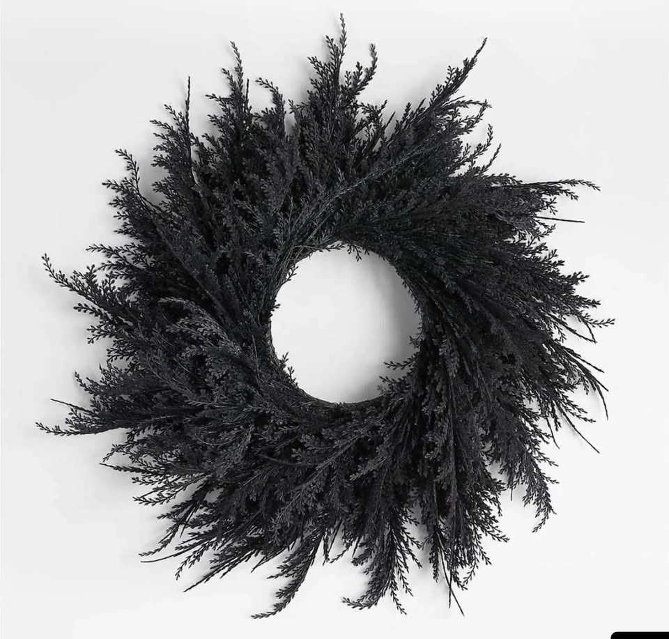 Crate&Barrel ‘Spooky Black Wreath’ - photo 2