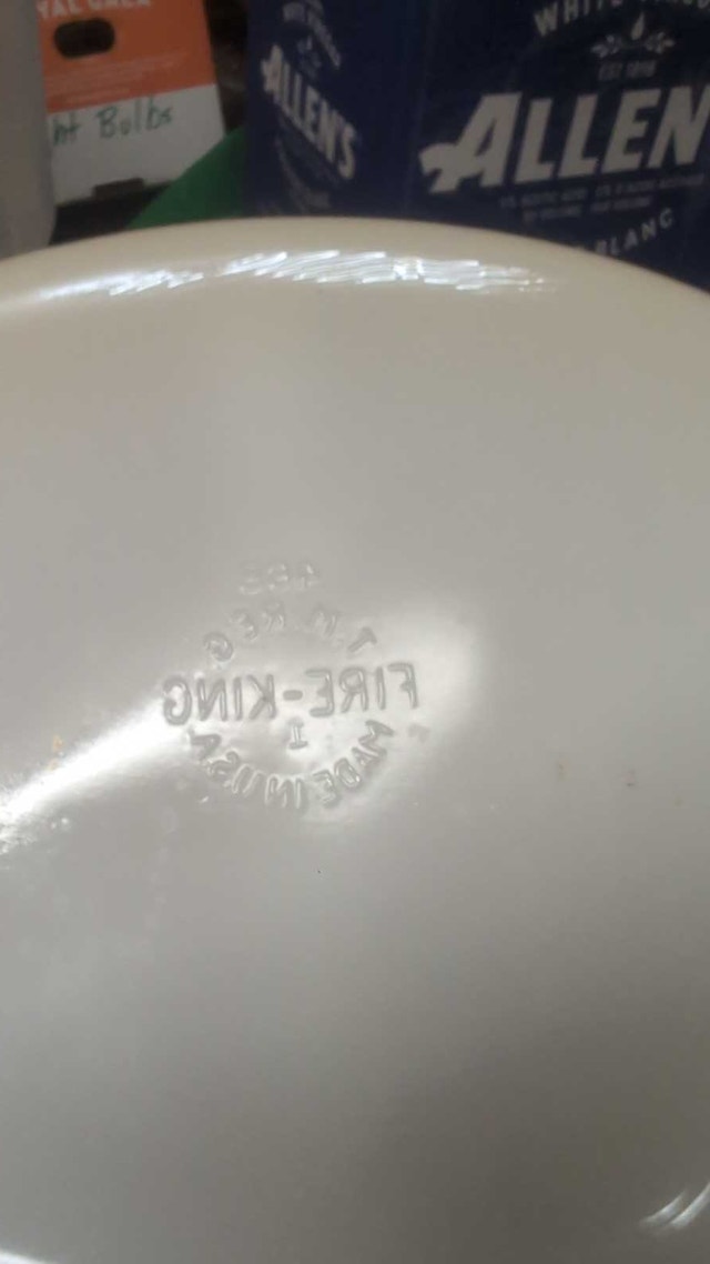 Fire King Peach Lustre 488 Divided Oval Dish - photo 4