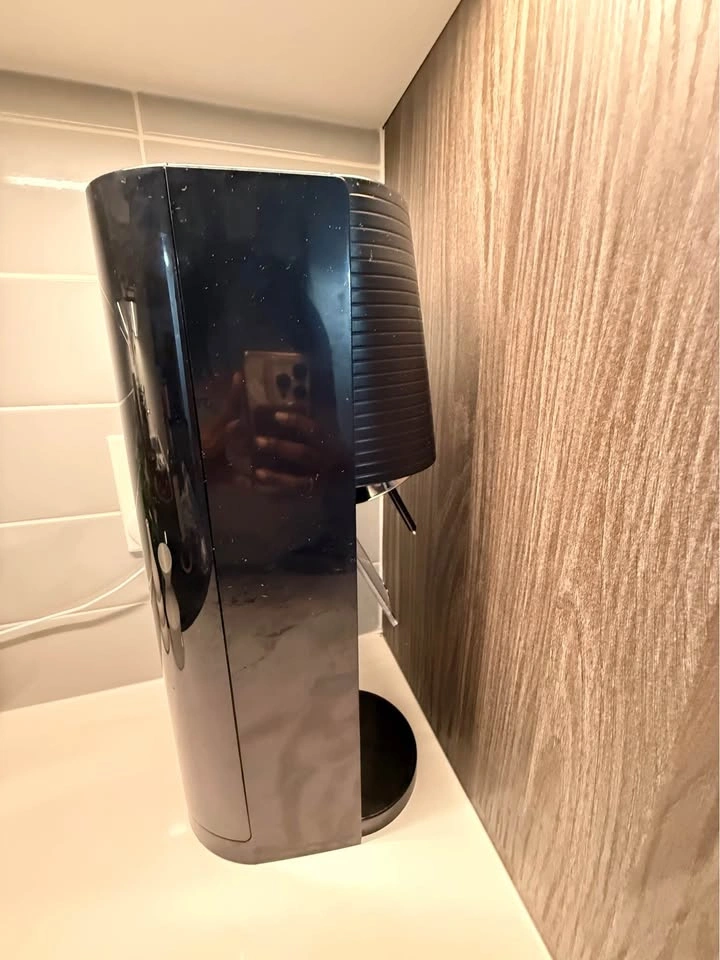 SodaStream Terra Sparkling Water Maker + CO2 + 4 Bottles - photo 5