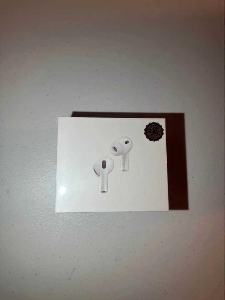 AirPods Pro 3 (SEALED) - photo 2