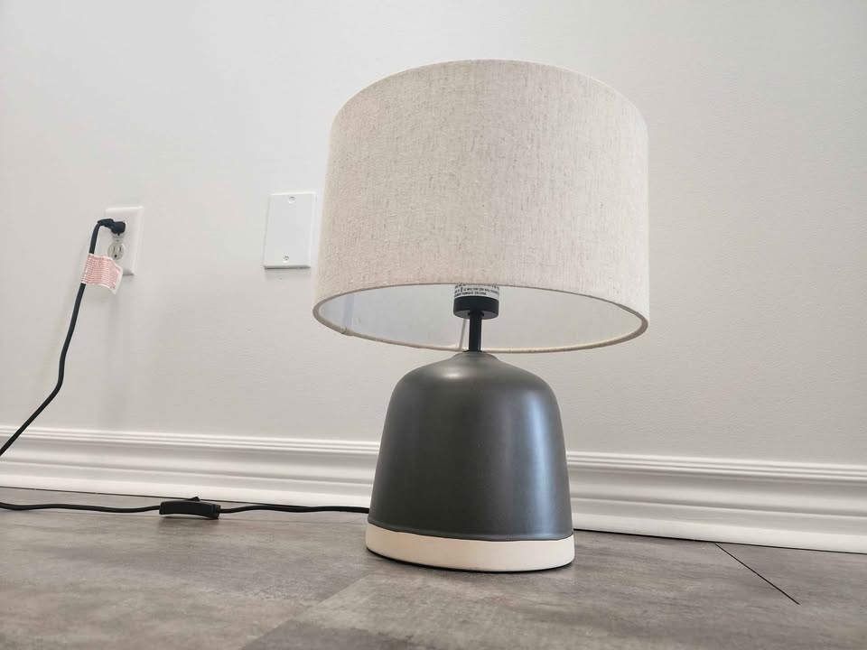 Modern Ceramic Table Lamp – Warm & Cozy Glow - photo 5