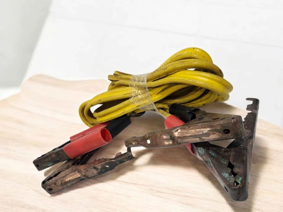 MotoMaster 4-Gauge 14-ft Booster/Jumper Cables - photo 4