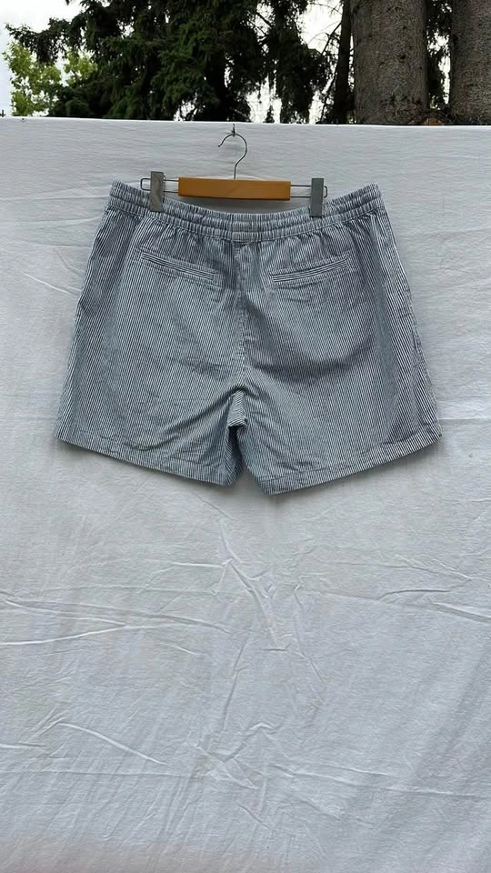 Nicole Miller Striped Shorts - photo 5