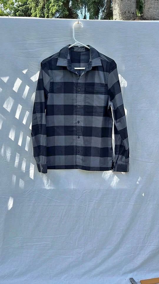 Men's Black and Gray Checkered Shirt