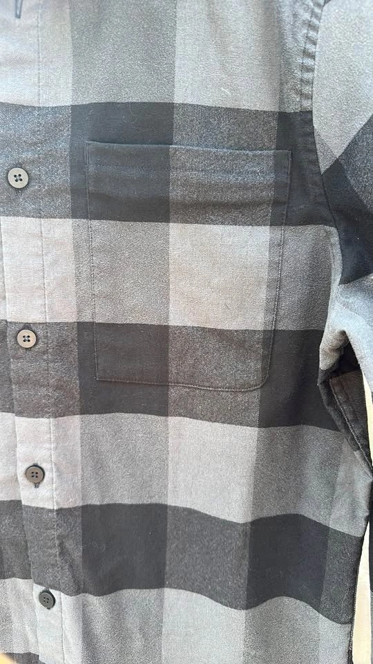 Men's Black and Gray Checkered Shirt - photo 4