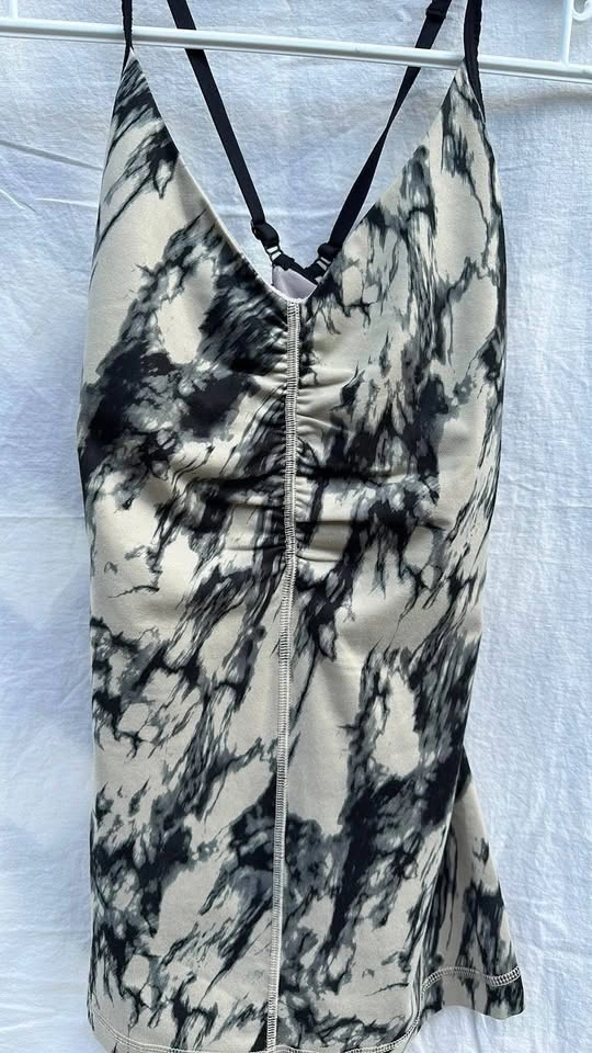 Lululemon Tie-Dye Tank Top - photo 2