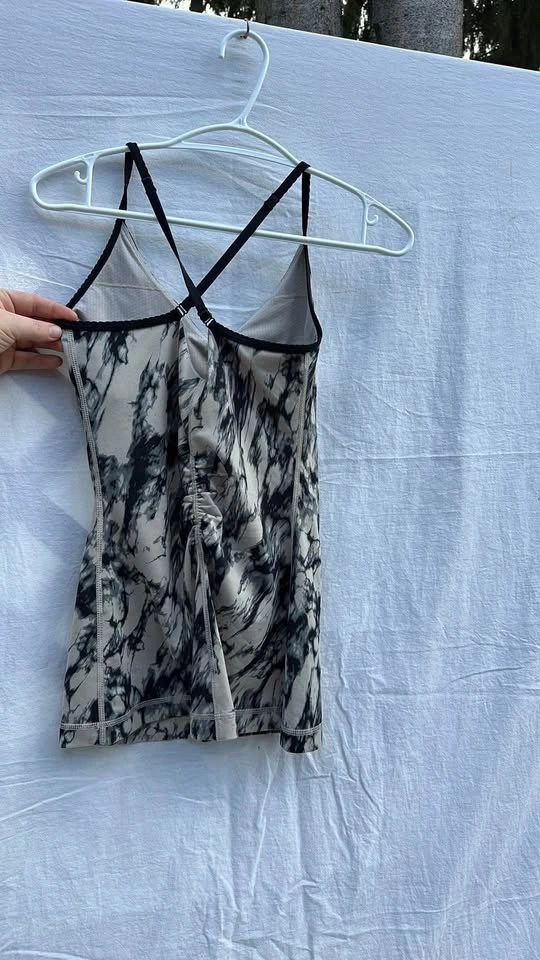 Lululemon Tie-Dye Tank Top - photo 3