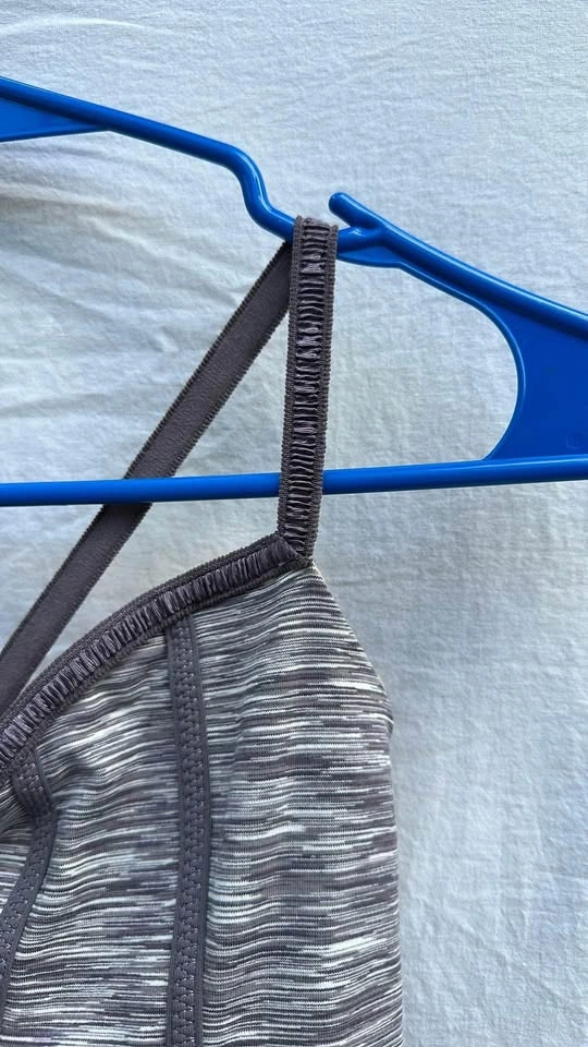 Lululemon Tank Top - photo 3