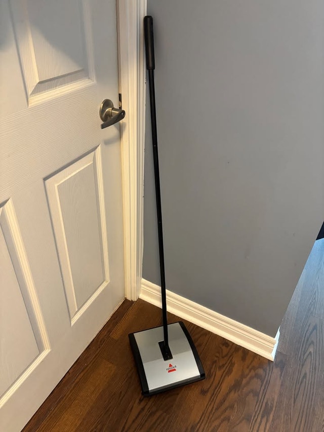 Bissell Manual Floor Sweeper