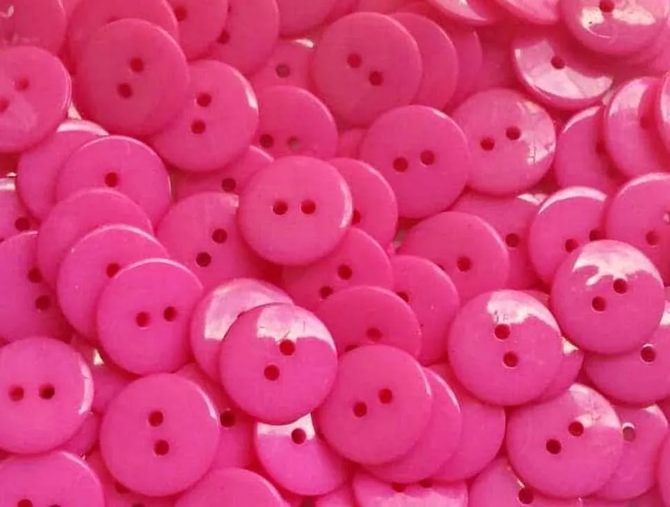 20 Hot Pink Resin Buttons - Sewing Buttons - 15mm thumbnail