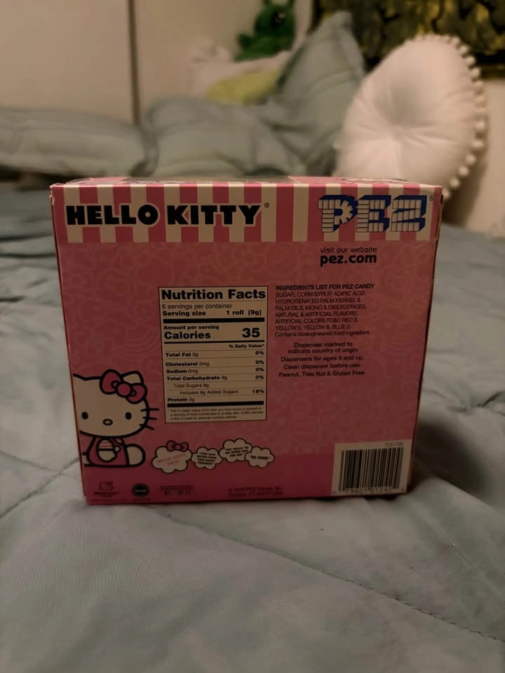 hello kitty pez dispenser in box - photo 2