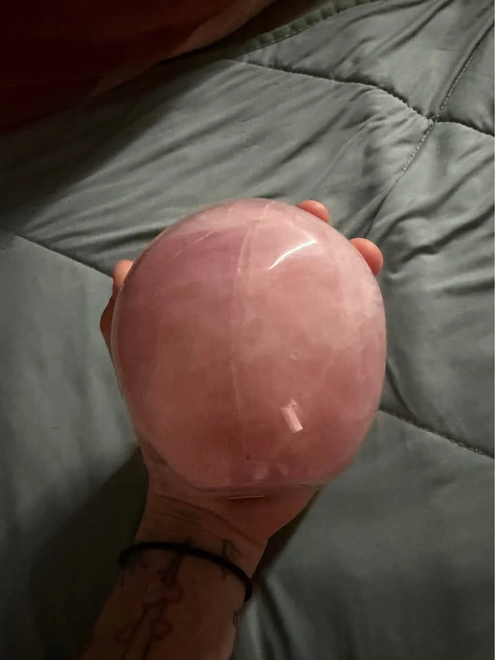 large rose quartz skull - photo 4