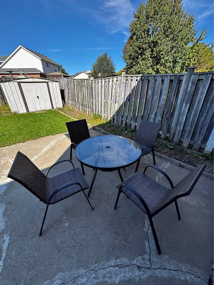 5-Piece Patio Dining Set with Glass Top Table and 4 Chairs