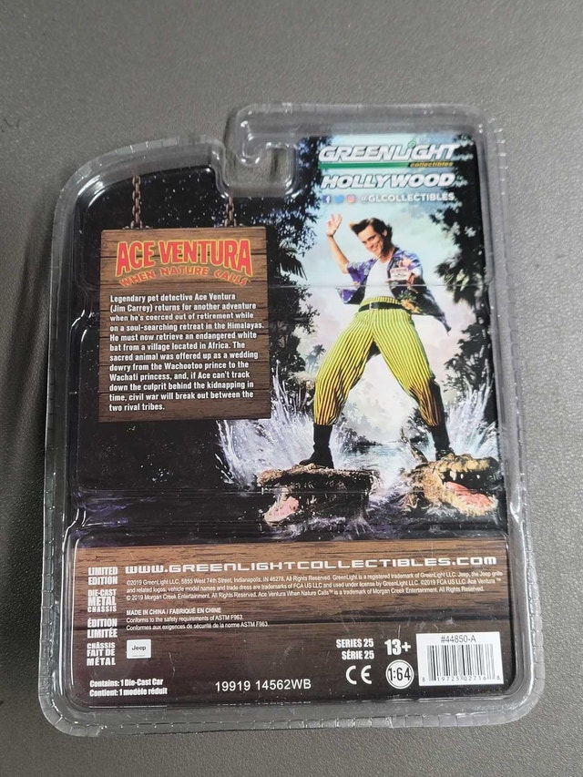 GreenLight 1976 Jeep CJ-7 Ace Ventura - photo 2