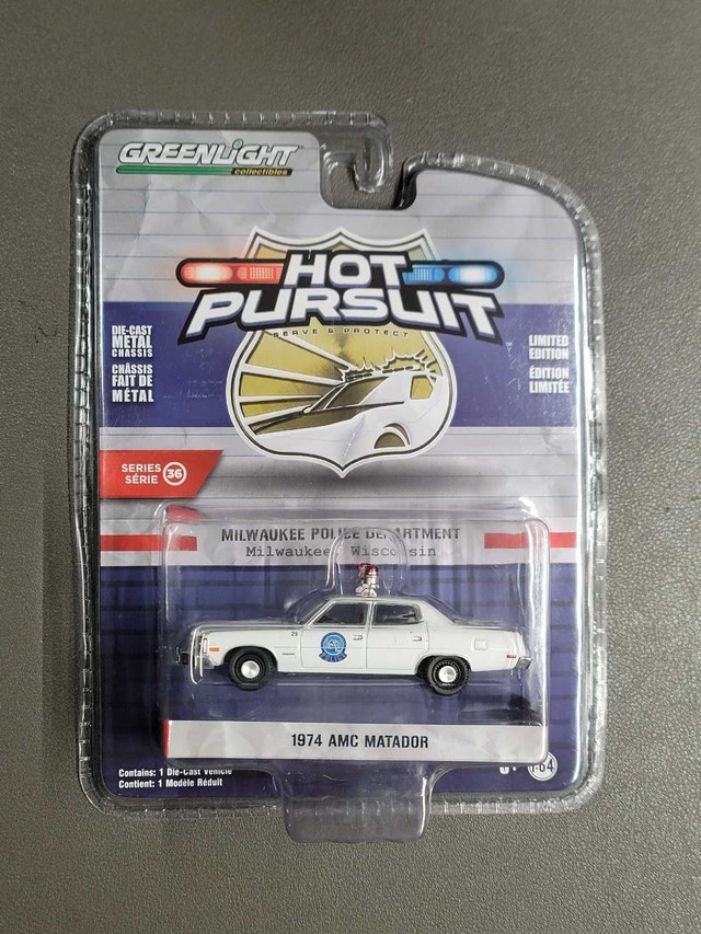 GreenLight 1974 AMC Matador Milwaukee Police