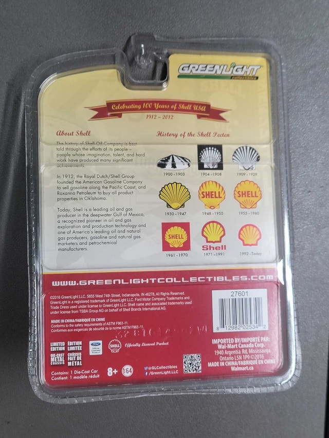 Greenlight 1956 Ford F-100 Shell Collectible - photo 2