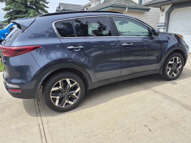 2020 Kia Sportage EX - photo 3