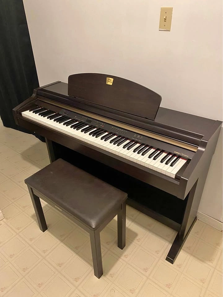 Yamaha Clavinova Digital Piano – Dark Rosewood – 88 Weighted Key
