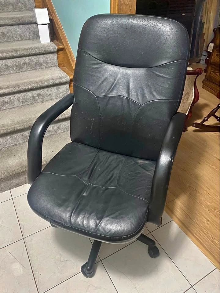 Black Faux Leather High-Back Office Chair
