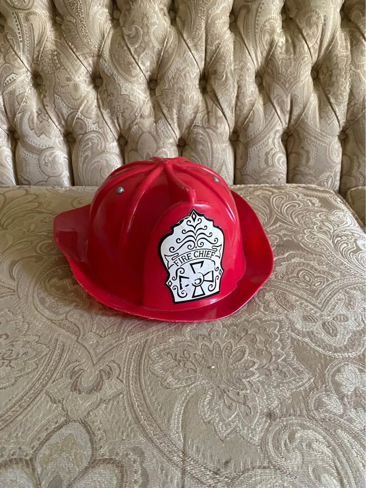 Children’s Firefighter Dress-Up Set – 2 Helmets & Accessory Pouc - photo 3