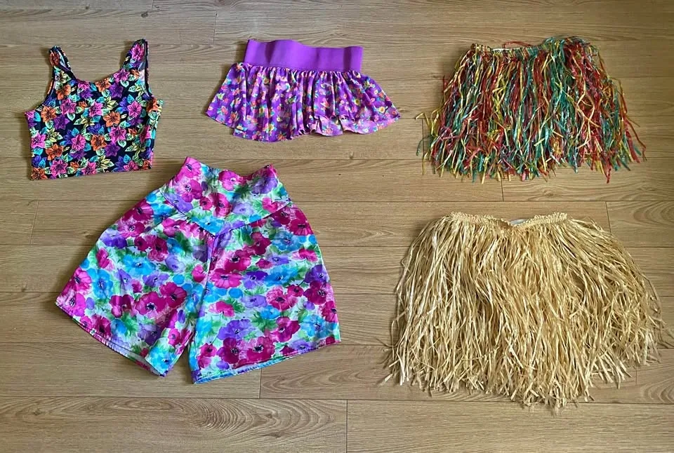 Hawaiian & Tropical Summer Costume Bundle