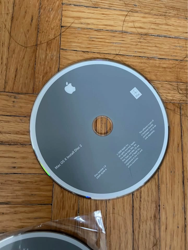 Apple Mac OS version 10.5.4 install Disc 1 and 2 - photo 3