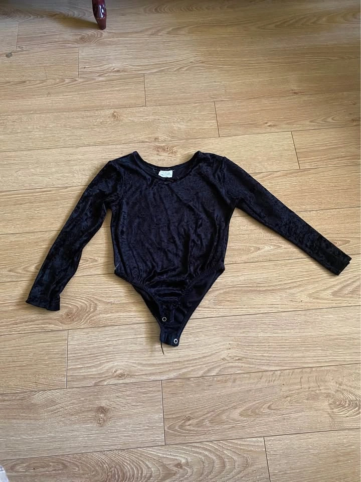 Costume & Dancewear Clothing Lot – Various Pieces & Styles - photo 5