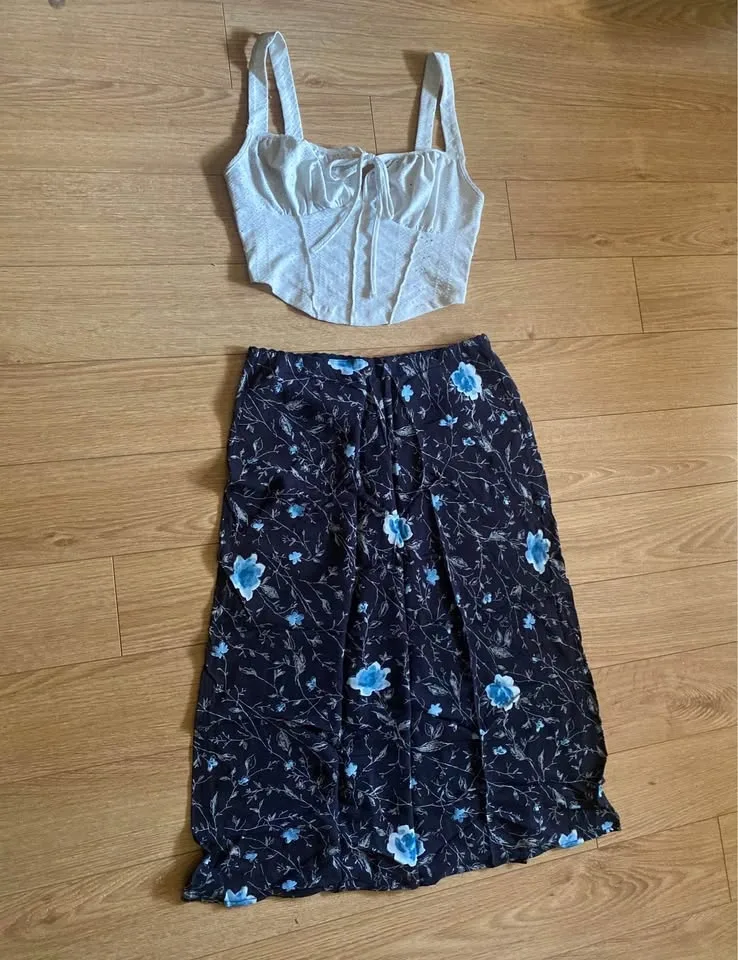 Clothing Bundle - photo 4