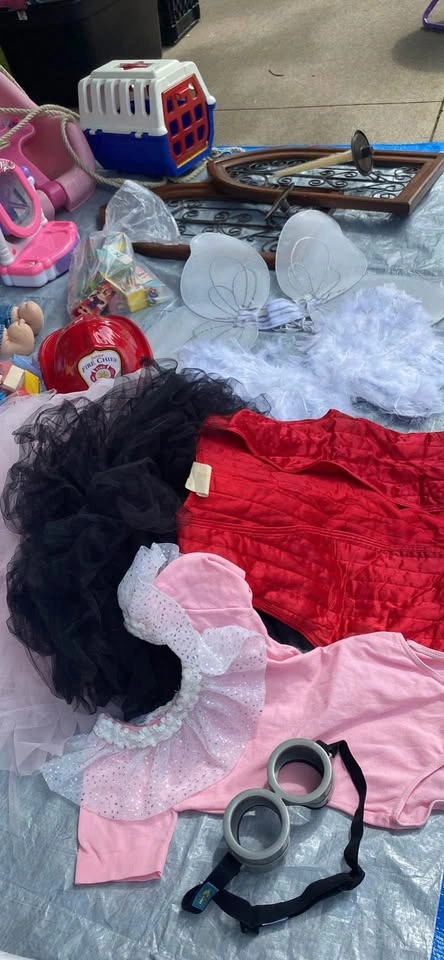 Halloween Costume Pieces & Accessories