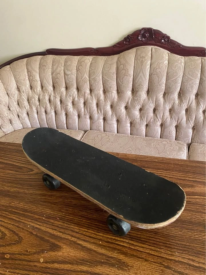Hand Painted Checkered Design Mini Skateboard - photo 3