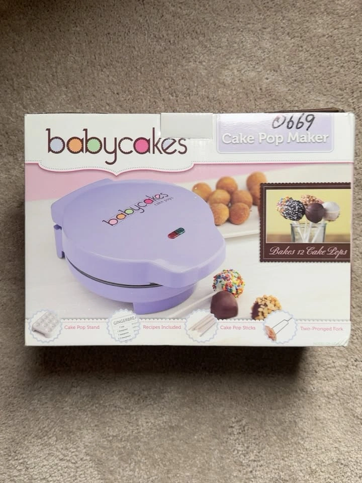 Babycakes 12-Cake Pop Maker with Accessories - photo 2