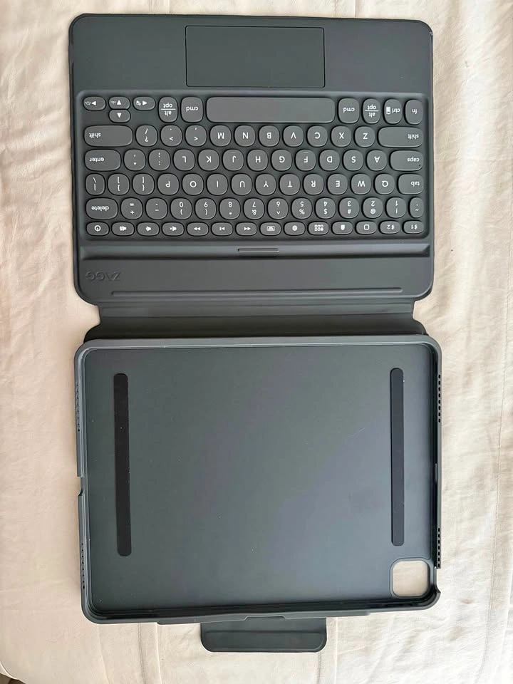 ZAGG Pro Keys with Trackpad for 13” iPad Pro