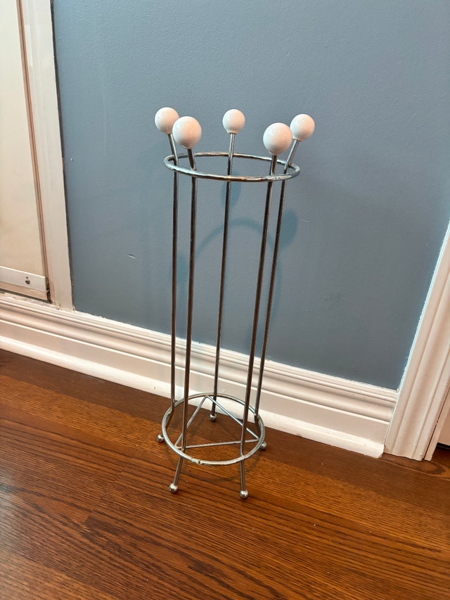 Freestanding Metal Toilet Paper Holder