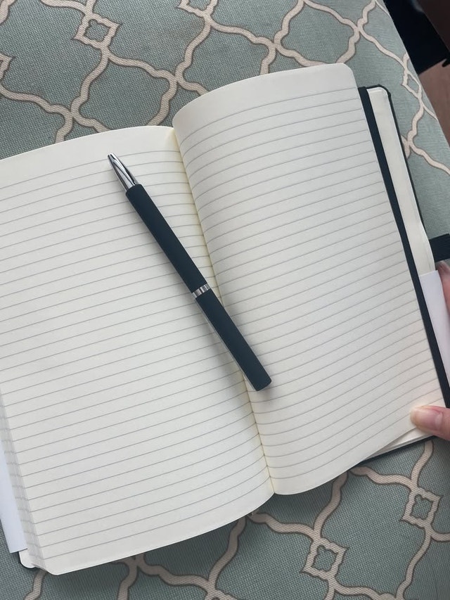 Ciot Premium Notebook & Pen Gift Set - photo 4