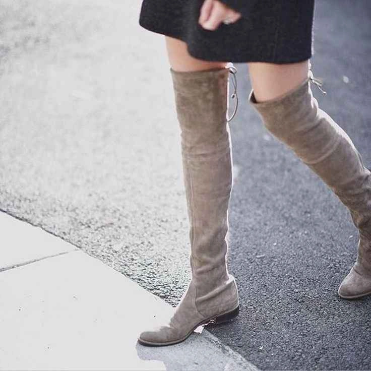 Almost new Stuart Weitzman Lowland Praline Suede Boots size 6