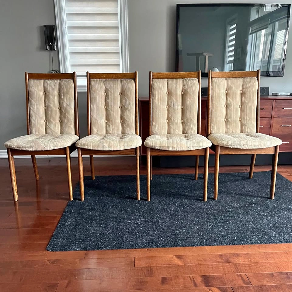 Set of 4 Mid-Century Modern Dining Chairs - Nordic Furniture