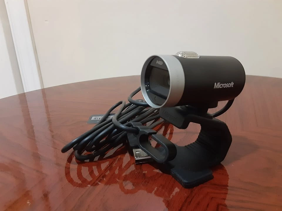 Microsoft Lifecam Cinema HD Webcam 720P - Brand New - photo 2