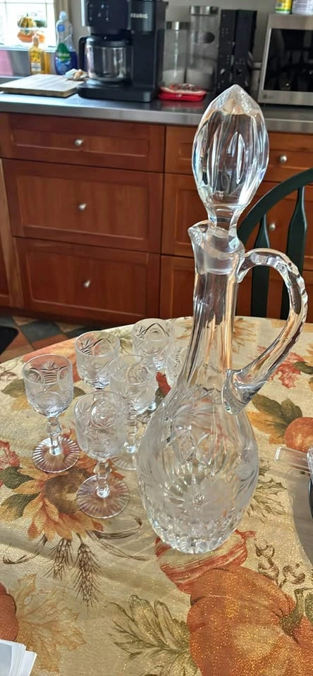 Vintage Crystal Decanter & 6 Matching Glasses Set