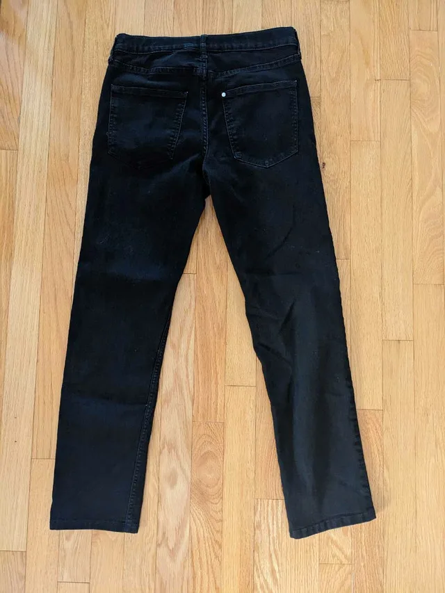 H&M Slim Fit Black Jeans image indicator(3)