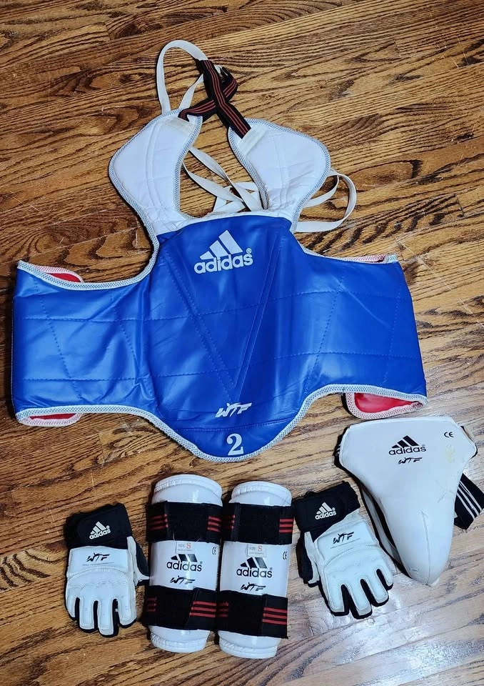 Adidas Taekwondo Sparring Gear - photo 2