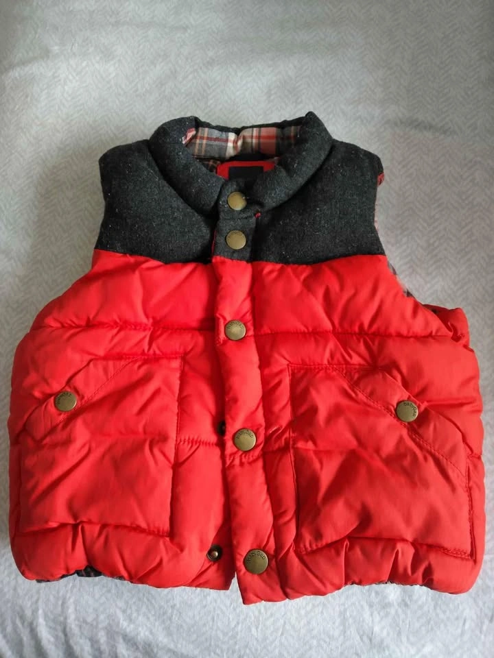 Baby vest x 2 from baby gap / Zara babyboy (12-18months)