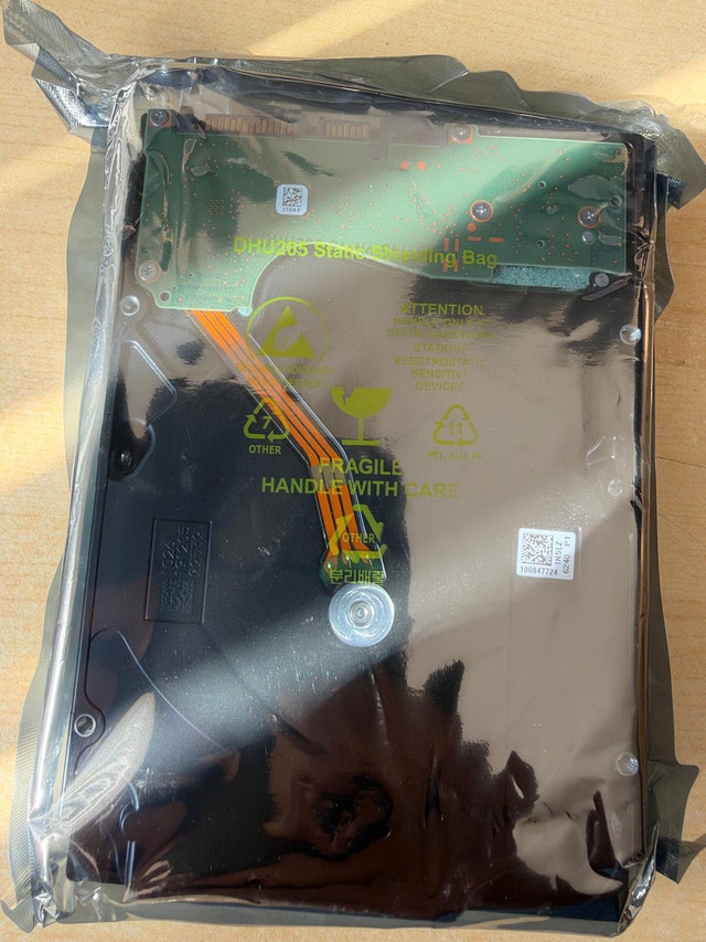 Sealed Seagate 16TB SATA 7.2k 3.5" Recertified HDD - photo 2