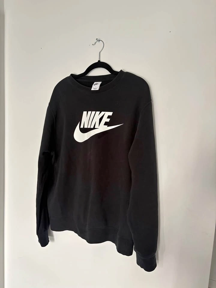 Nike Crewneck Sweatshirt