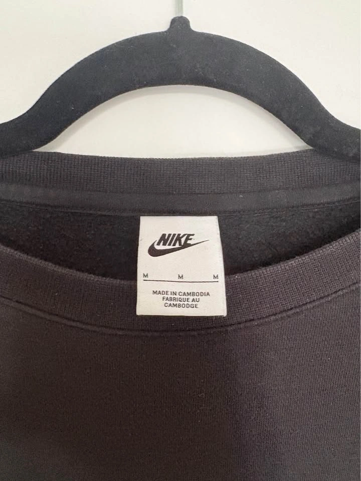 Nike Crewneck Sweatshirt - photo 2