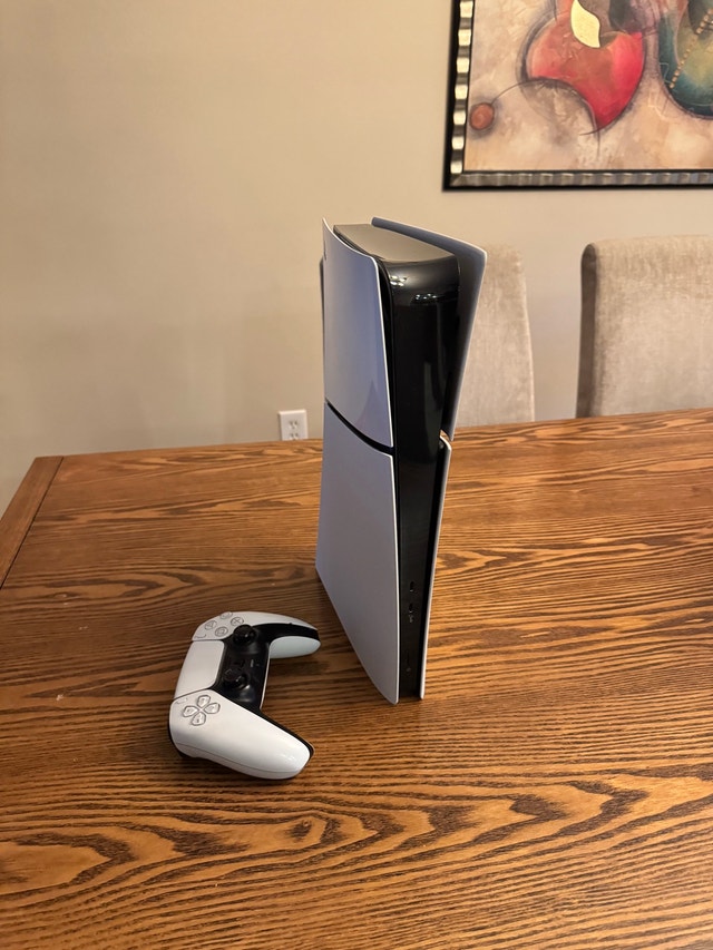 PS5 Slim digital 1TB - photo 3