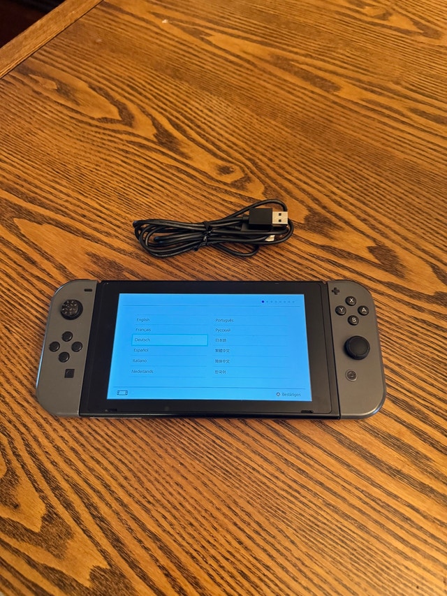 Nintendo Switch Console
