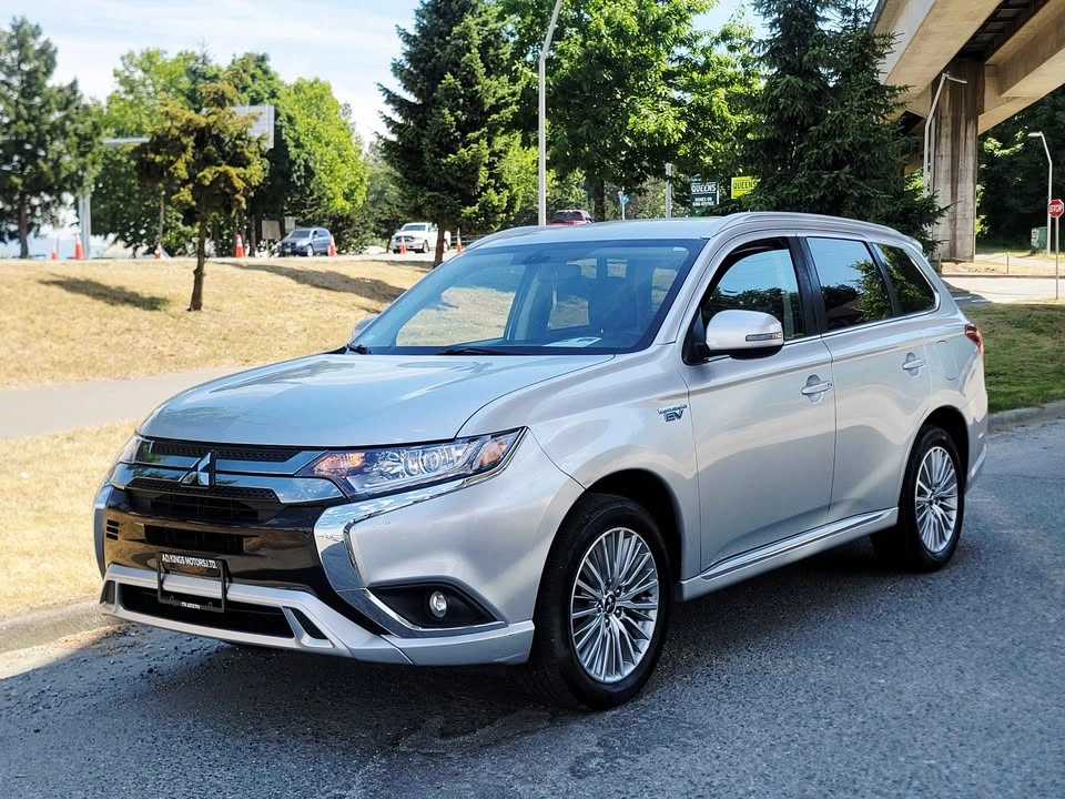 2019 Mitsubishi Outlander PHEV - photo 2