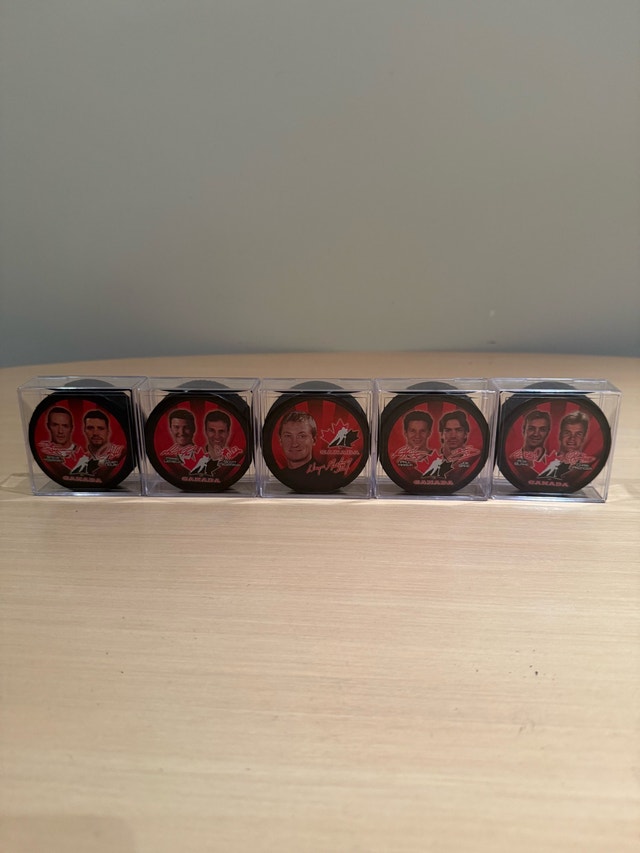 Team Canada Hockey Player Collector Pucks