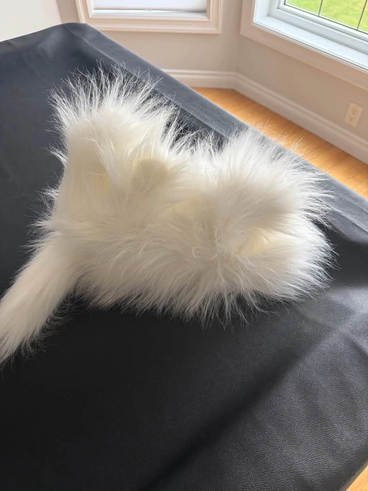 White Plush Cat Toy - photo 3