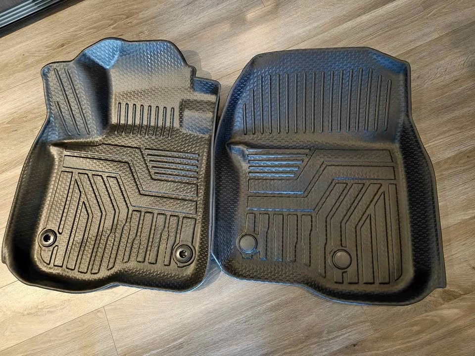 All-Weather Car Floor Mats 28"x23.5" - Model Unknown